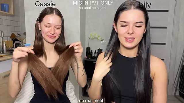 girls_secrets Live Webcam on Stripchat