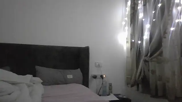 maayanlevi2 - Maayanlevi2's free webcam