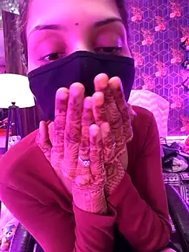 Webcam Model (Sexy-ashi)  is live.Free join now!