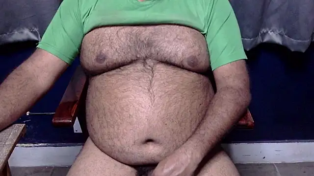 hairysubcub_70 - Hairysubcub_70's free webcam - UK Sex Cams