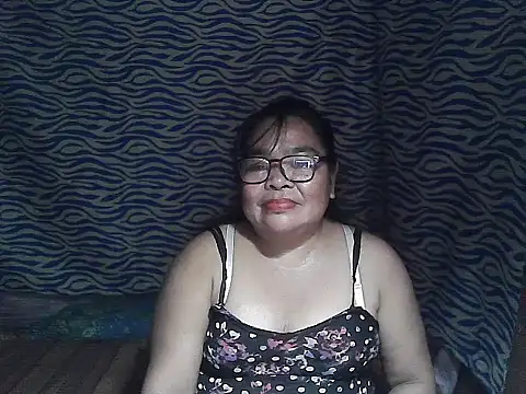 cris_tita - Cris_tita's free webcam - UK Sex Cams