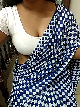 Nikitha_telugu
