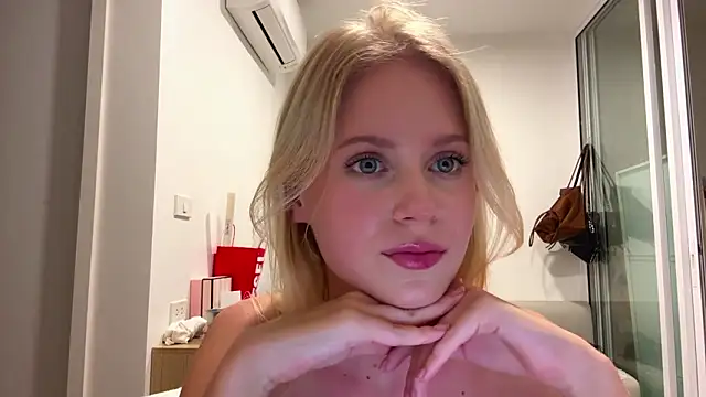 slay_swag (F teen) - bare back