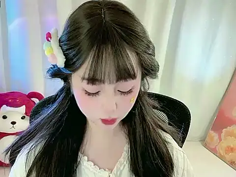 claire-5 - CLaire-5's free webcam - UK Sex Cams