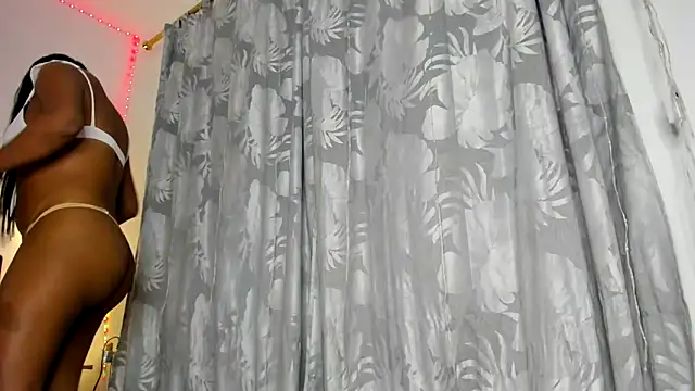 shantallhotxx (T young) - my perfect show cum