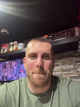 trainwithme (M young) - Lets jerk a bit at gym!!!