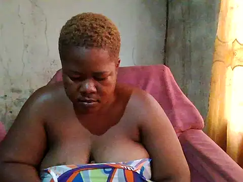 bustyass93 - Bustyass93's free webcam - UK Sex Cams