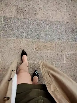 mina-02 - Mina-02's free webcam