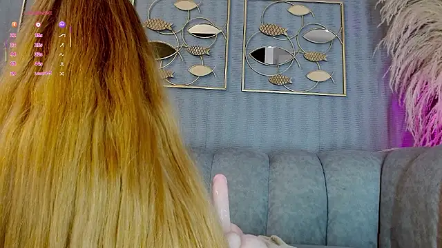 issys_lam - Issys_lam's free webcam - UK Sex Cams