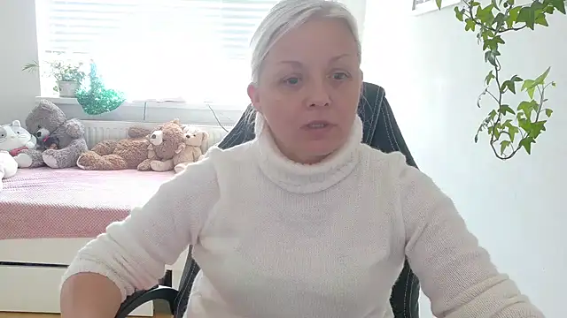 linsy_kim - Linsy_Kim's free webcam - UK Sex Cams