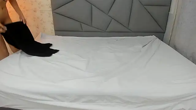 nicollandjhon - Nicollandjhon's free webcam - UK Sex Cams