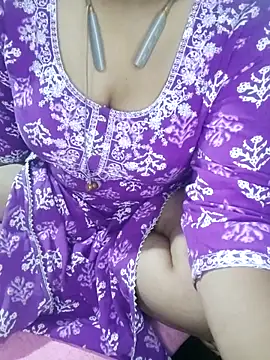 reena_hotry - Reena_hotry's free webcam - UK Sex Cams