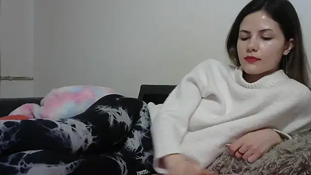 erii18 - Erii18's free webcam