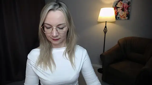 ava_elior - Ava_Elior's free webcam