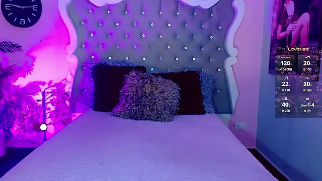 Honey_Moontsts webcam