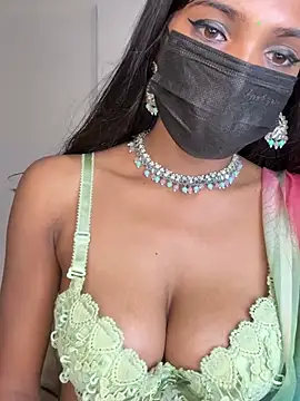 Lovely_Babiee from StripChat is Freechat