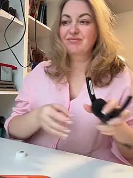 Amelia-Diamond webcam