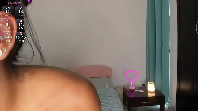 _lucianapalmer webcam