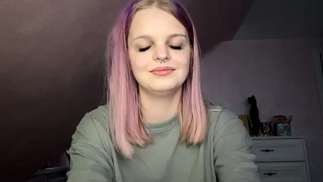 MariettaMotsinger webcam