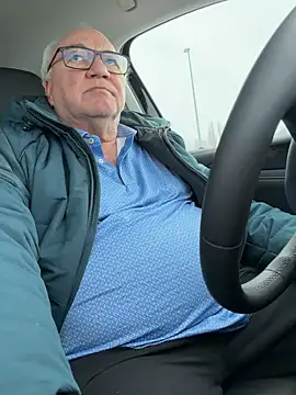 biggandybig (M grandpa) - cum @ goal