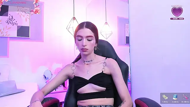 april_jones05 - April_jones05's free webcam