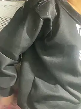 mina048 - Mina048's free webcam