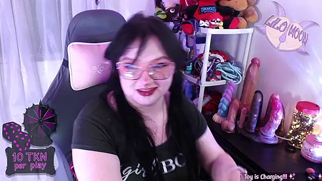 lilomoon69 - LiloMoon69's free webcam - UK Sex Cams