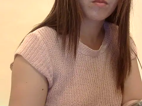 lovelyclaya - Lovelyclaya's free webcam