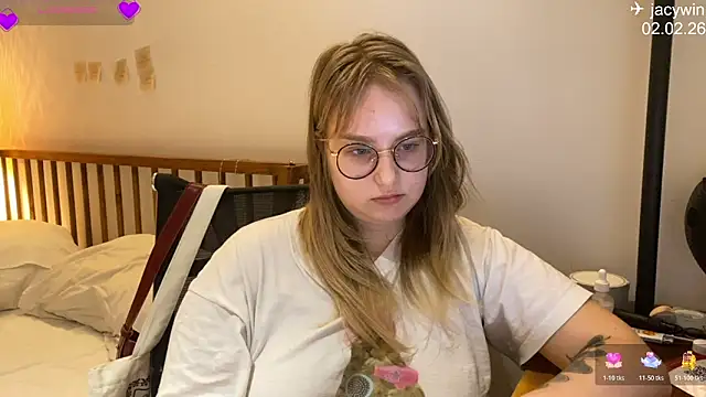 jacywinslat - JacyWinslat's free webcam