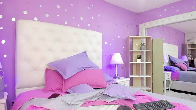 rousse_millers - Rousse_millers's free webcam