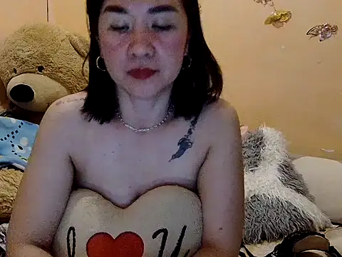 kisshott - KissHott's free webcam