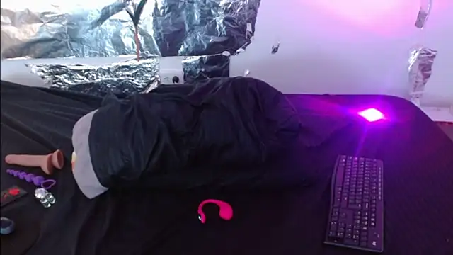 keyklin1 - Keyklin1's free webcam