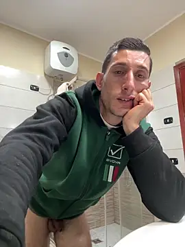 gionnytav (M young) - Sborrata cum