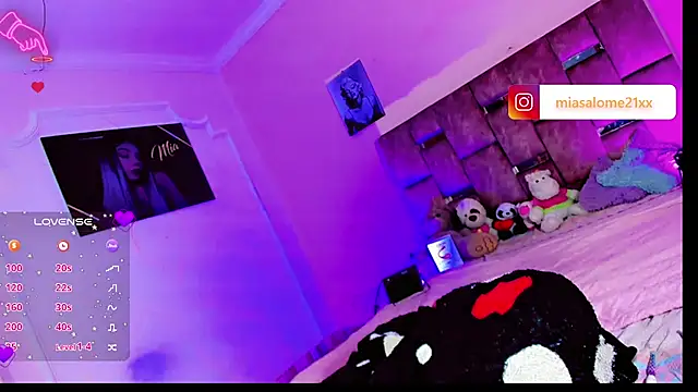 Mia_Castro_xx Live Webcam on Stripchat