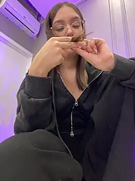 mary_honey - Mary_Honey's free webcam