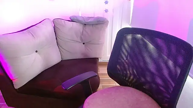 milfrousse - Milfrousse's free webcam