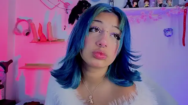 zoelight18 - Zoelight18's free webcam