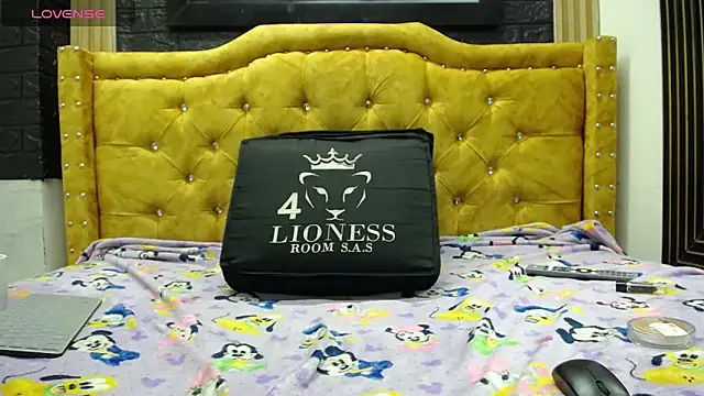 valeri_wet - Valeri_wet's free webcam - UK Sex Cams