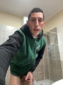 gionnytav (M young) - Sborrata cum