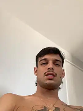 ruffvip (M young) - Bater uma