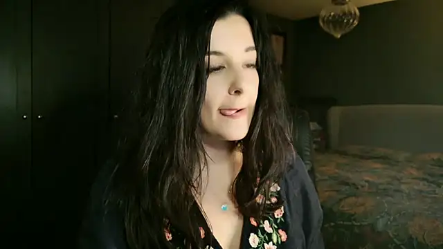 yourcassiexo - Yourcassiexo's free webcam