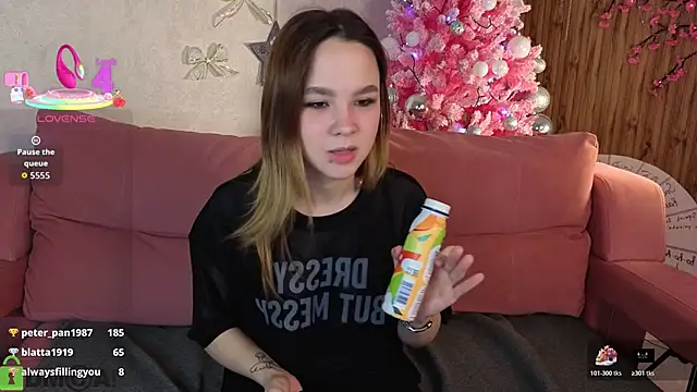 lori_blossom - Lori_Blossom's free webcam