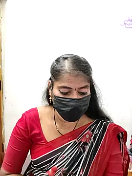 tamil_sigappu_roja - Tamil_Sigappu_Roja's free webcam