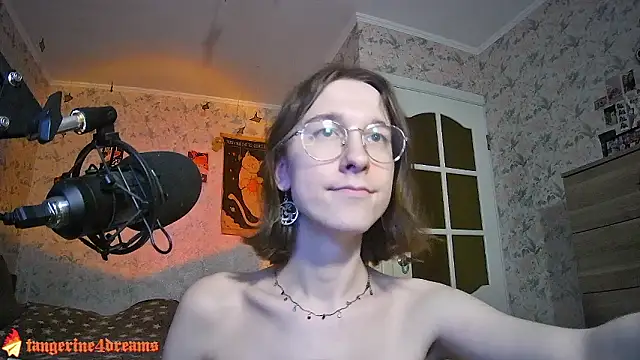 tangerine4dreams - Tangerine4dreams's free webcam