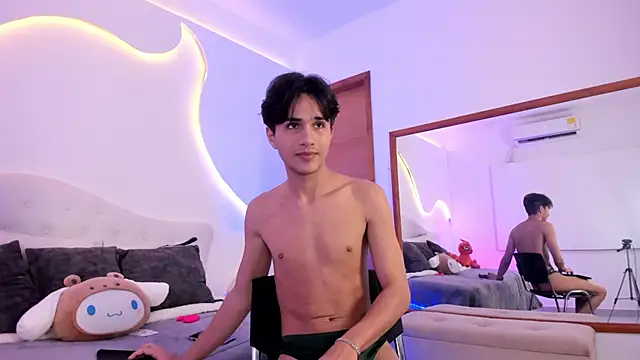 jin_luna (M twink) - pinch both nipples