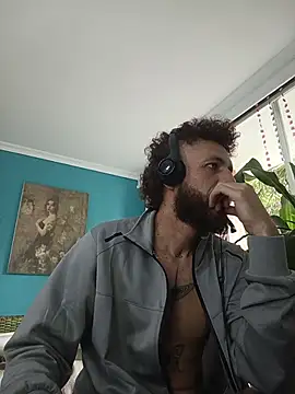 kauzzhomi - KauzZhomi's free webcam