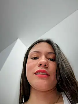 charlotte__05 - CHARLOTTE__05's free webcam