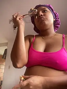 cataniaa22 - CataniaA22's free webcam