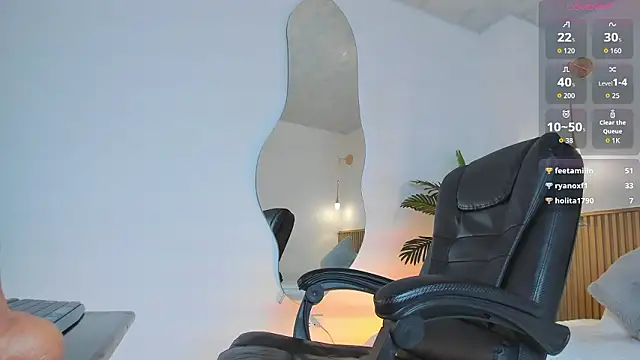 lily_cole27 - Lily_Cole27's free webcam