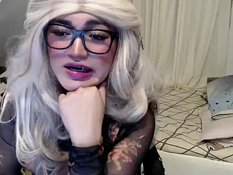 goddess_sarah - Goddess_Sarah's free webcam - UK Sex Cams